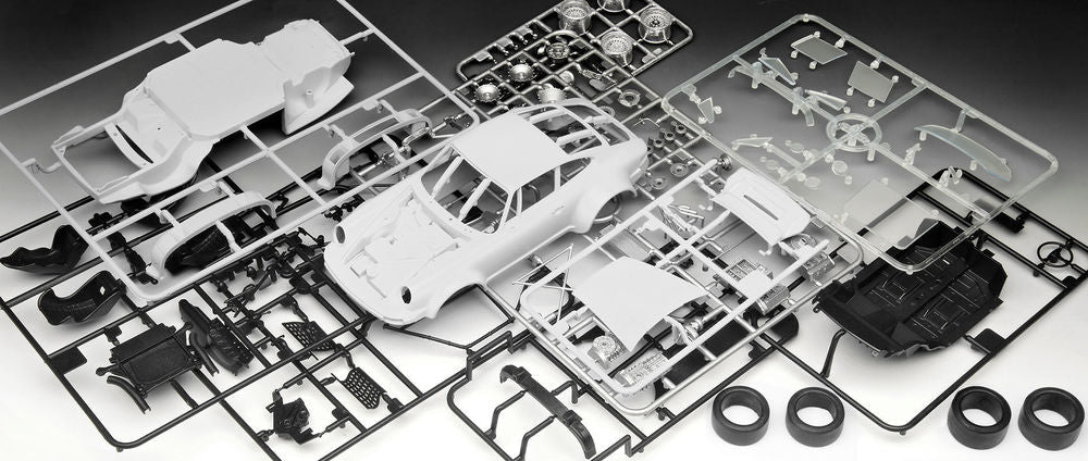 Revell Porsche 934 RSR "Martini" Model Kit (1:24 Scale) in Malta | LAB7