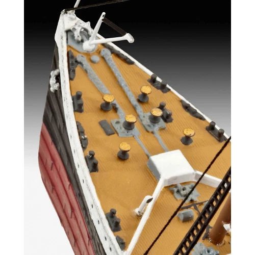 Revell R.M.S. Titanic Model Kit (1:700 Scale) in Malta | LAB7