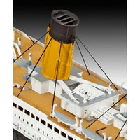 Revell R.M.S. Titanic Model Kit (1:700 Scale) in Malta | LAB7