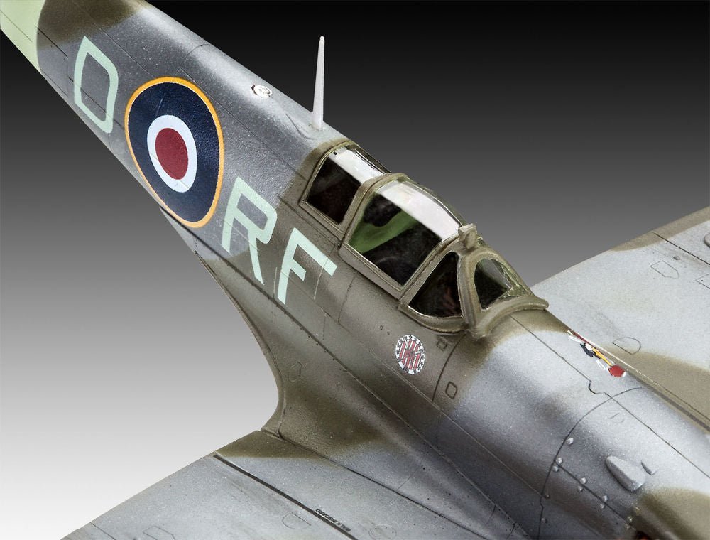 Revell Supermarine Spitfire Mk.Vb Model Kit (1:72 Scale) in Malta | LAB7