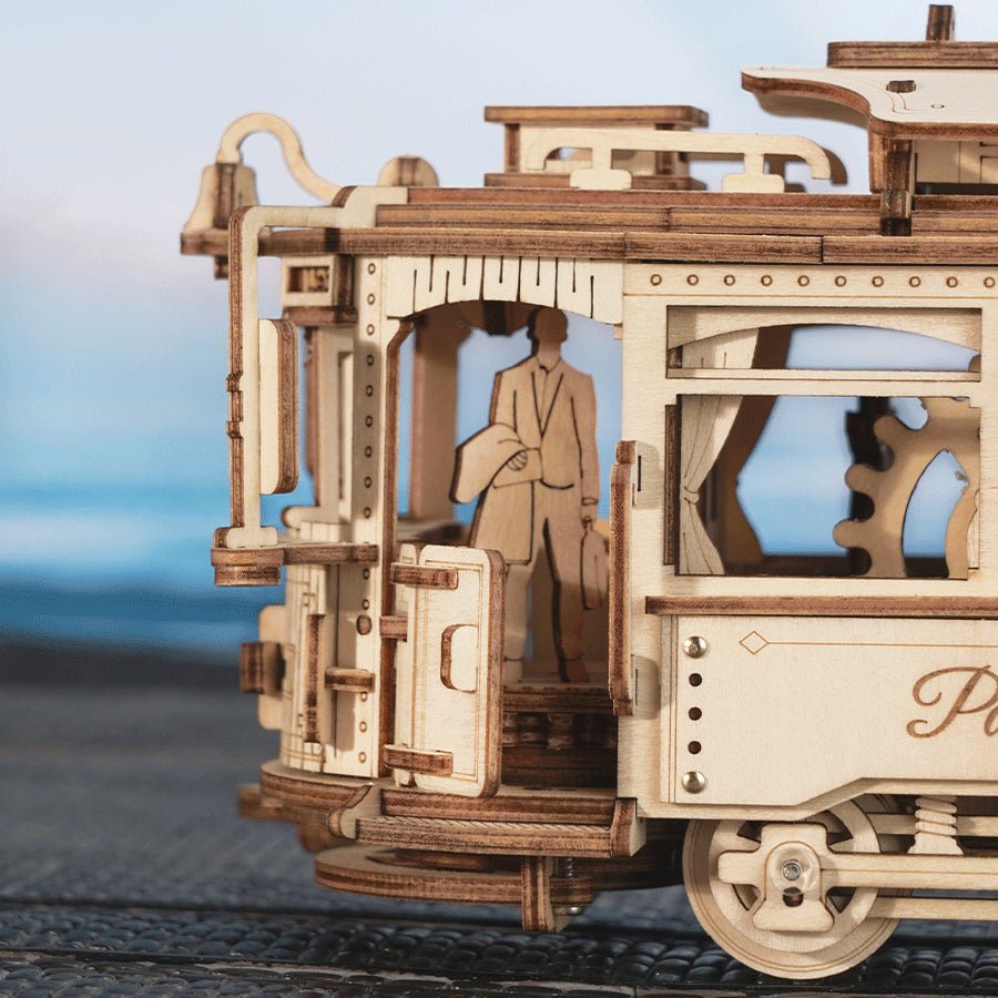 ROKR Classic City Tram LK801 – Mechanical 3D Wooden Puzzle in Malta | LAB7