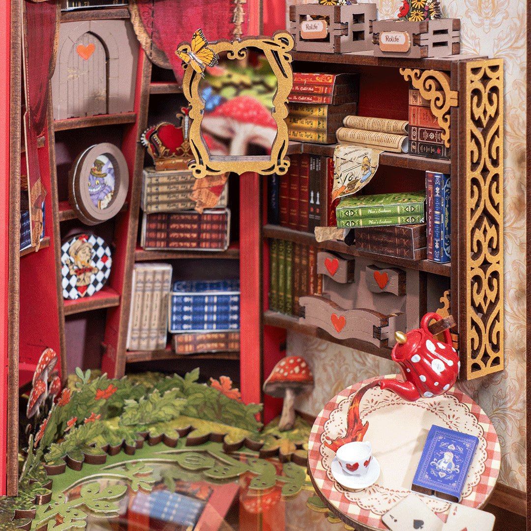 Rolife Alice Adventure TGB12 – DIY Fantasy Book Nook Shelf Insert in Malta | LAB7