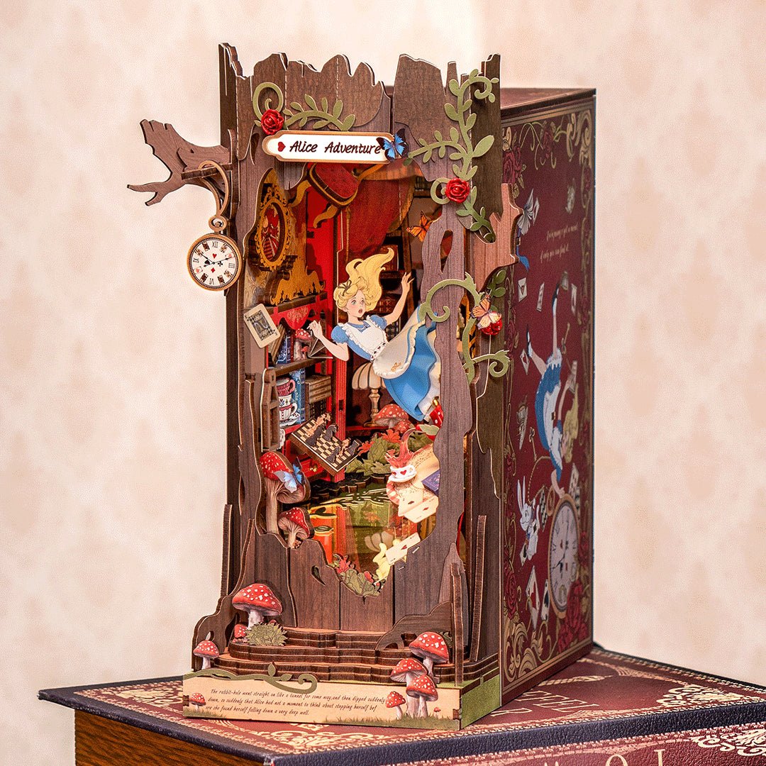 Rolife Alice Adventure TGB12 – DIY Fantasy Book Nook Shelf Insert in Malta | LAB7