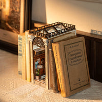 Rolife Arcade Dating TGB10 – DIY Romantic Street Book Nook Shelf Insert Kit in Malta | LAB7