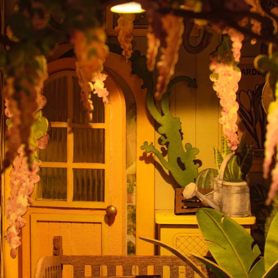 Rolife DIY Book Nook Flower House Shelf Insert TGB06 by LAB7 Malta, Europe