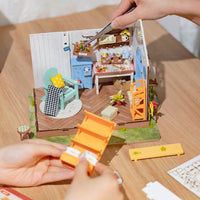 Rolife DIY Miniature House Dreamy Garden House DG163 by LAB7 Malta, Europe