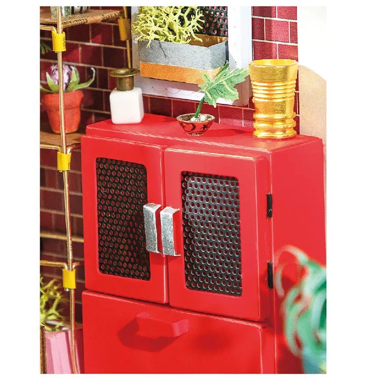 Rolife DIY Miniature House Emily’s Flower Shop DG145 by LAB7 Malta, Europe