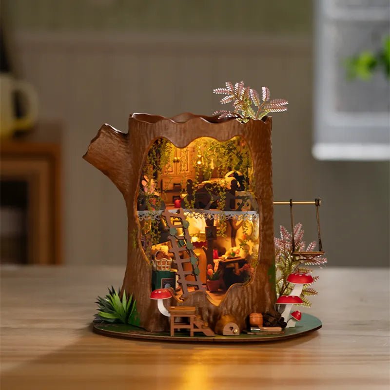 Rolife Fairytale Tree House DG179 – DIY Miniature Woodland Tree Trunk House