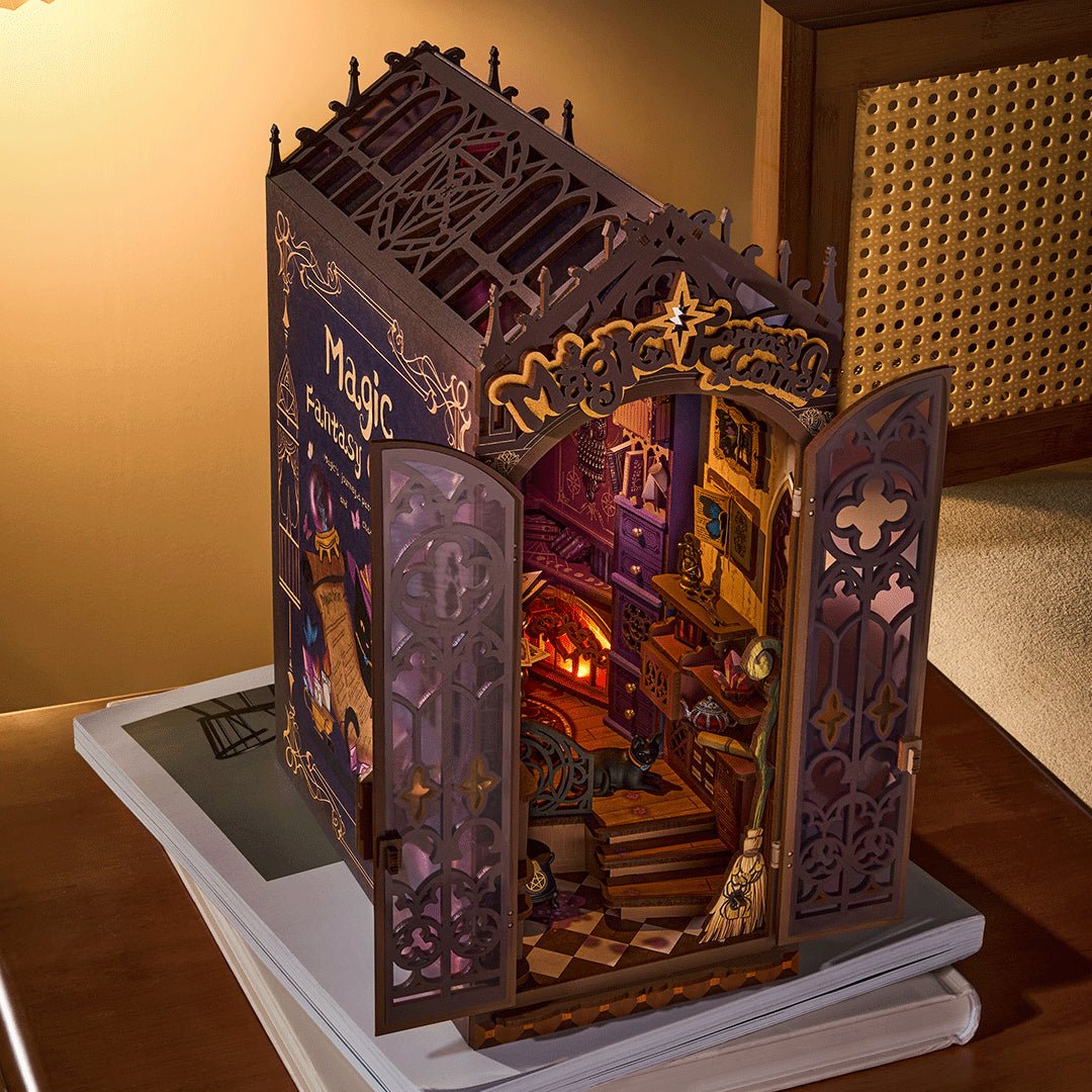 Rolife Magic Fantasy Corner TGB14 – Wizard-Themed DIY Book Nook Kit in Malta | LAB7