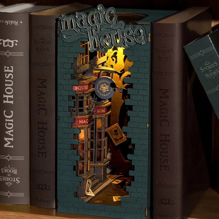 Rolife Magic House TGB03 – DIY Magical Alley Book Nook Shelf Insert Kit in Malta | LAB7