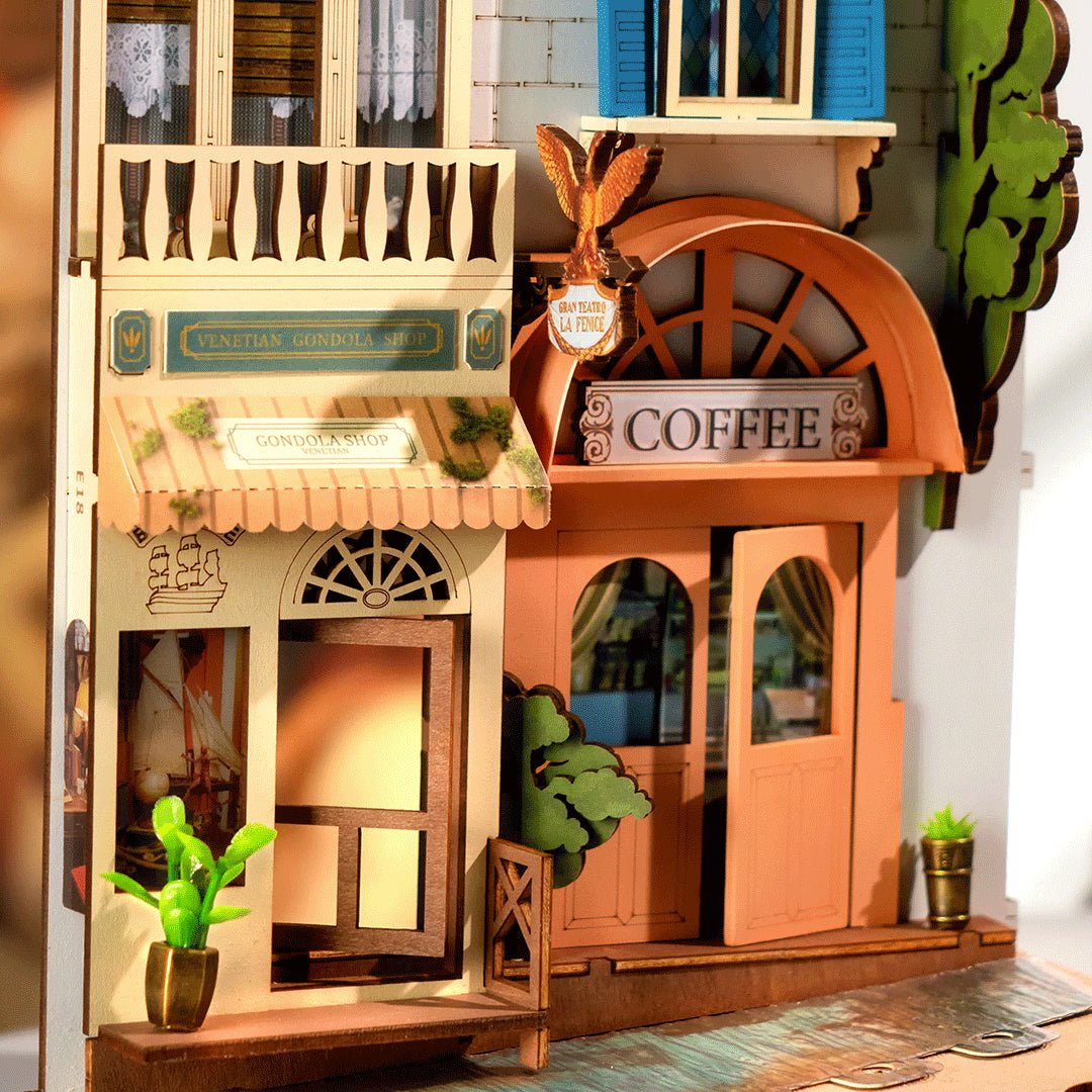 Rolife Romantic Venice TGB08 – DIY Book Nook Shelf Insert Kit in Malta | LAB7