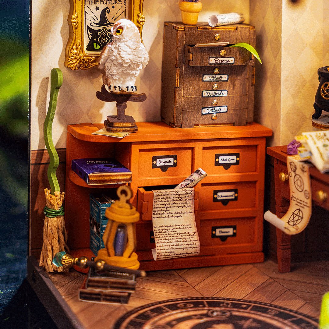 Rolife The Magic Study DG166 – DIY Miniature Wizard Room House Kit in Malta | LAB7