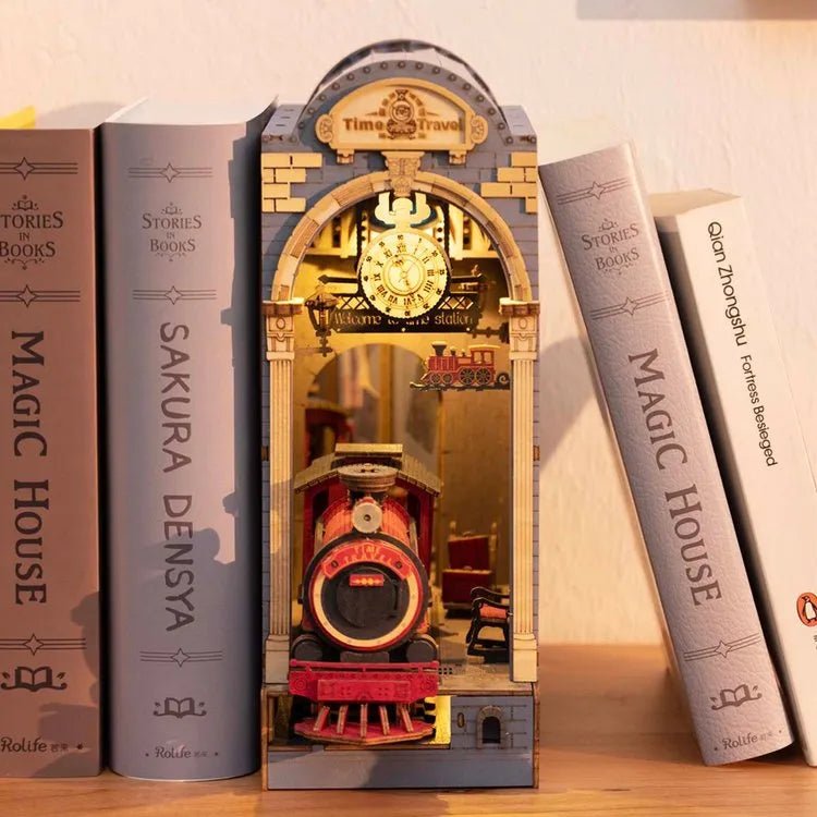 Rolife Time Travel TGB04 – DIY Railway Station Book Nook Shelf Insert in Malta | LAB7