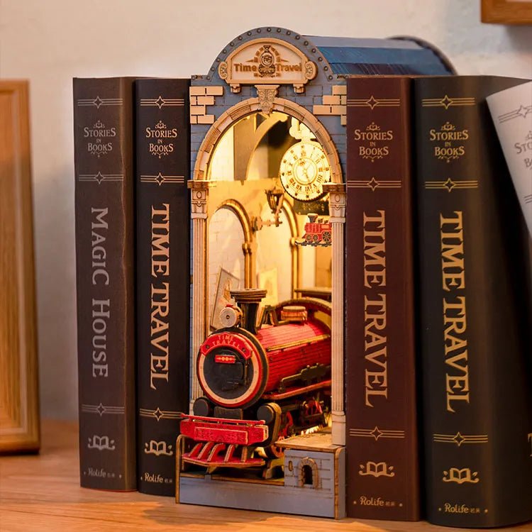 Rolife Time Travel TGB04 – DIY Railway Station Book Nook Shelf Insert in Malta | LAB7