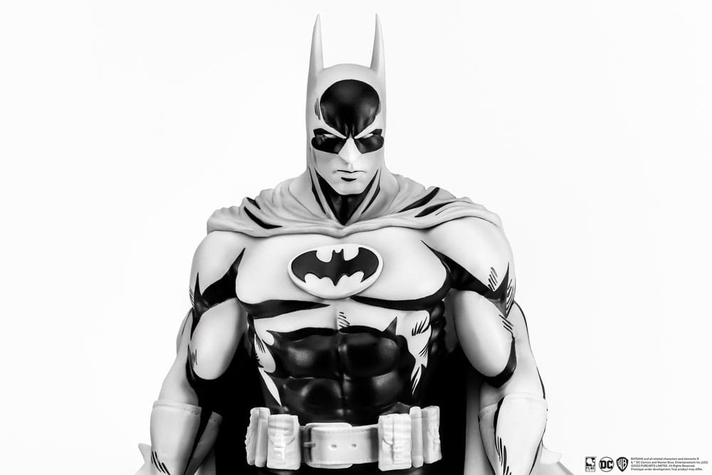 SDCC 2024 DC HEROES : Batman B&W PX PVC 1/8 Statue by LAB7 Malta, Europe