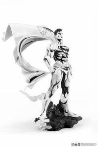 SDCC 2024 DC HEROES : Superman B&W PX PVC 1/8 Statue by LAB7 Malta, Europe