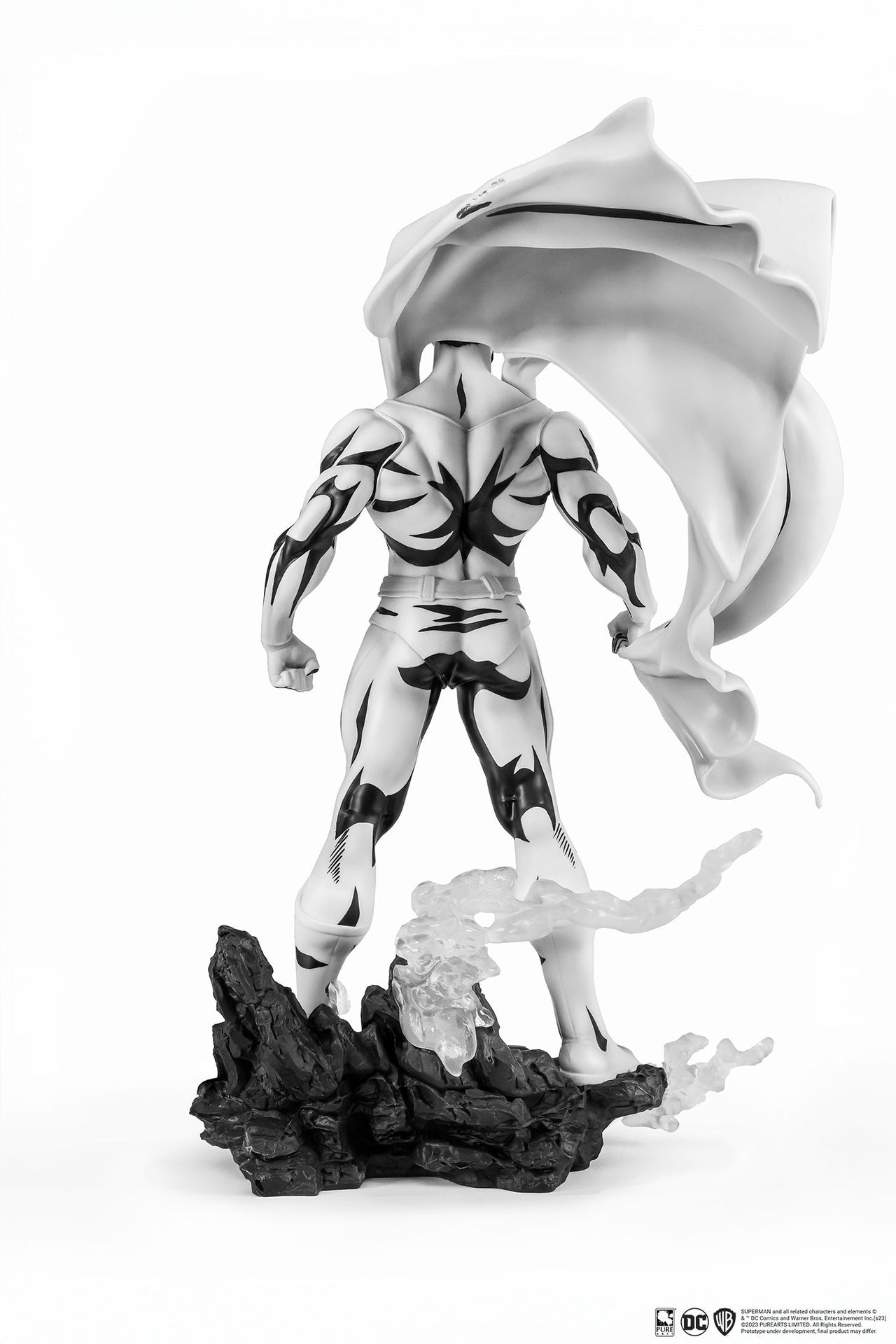 SDCC 2024 DC HEROES : Superman B&W PX PVC 1/8 Statue by LAB7 Malta, Europe