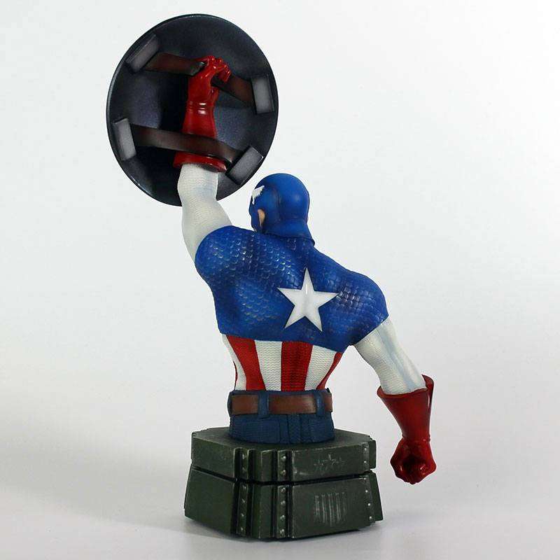 Semic Marvel Captain America Resin Bust – 26cm Collectible in Malta | LAB7