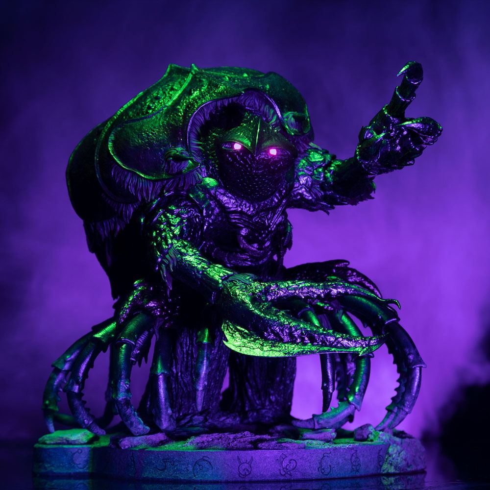 The Dark Crystal Statue 1/6 Garthim 34 cm by LAB7 Malta, Europe