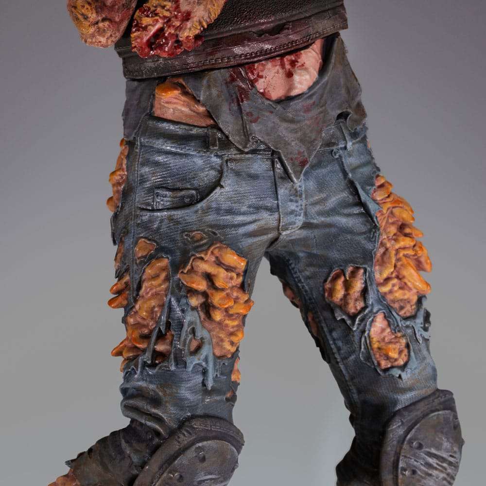 The Last of Us Part II PVC Statue Armored Clicker 22cm in Malta | LAB7