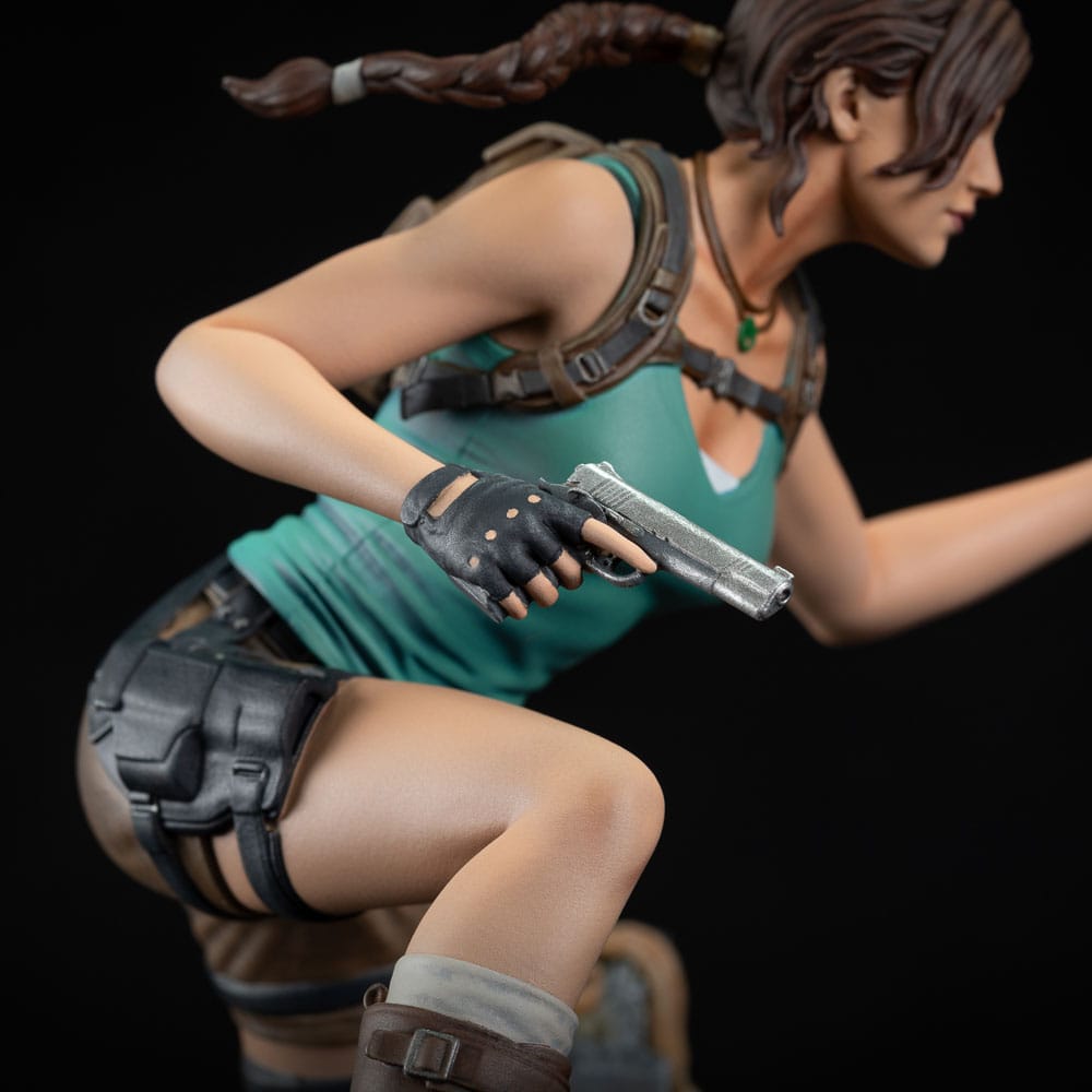 Tomb Raider Lara Croft PVC Statue 24 cm by LAB7 Malta, Europe