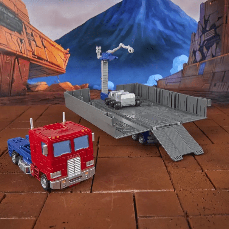 Transformers Studio Series Commander Optimus Prime Figure 17.5cm by LAB7 Malta, Europe