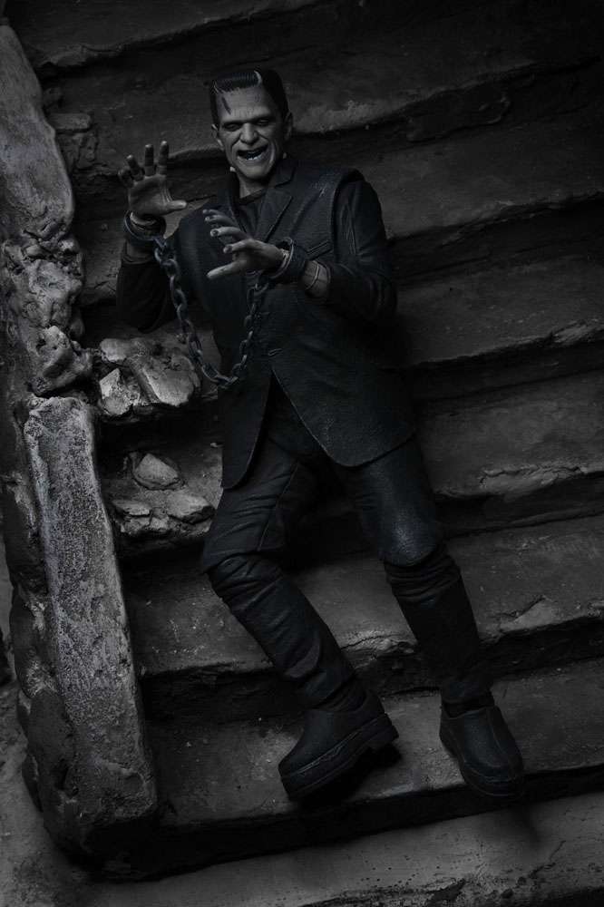 Universal Monsters Action Figure Ultimate Frankenstein's Monster (Black & White) 18 cm by LAB7 Malta, Europe