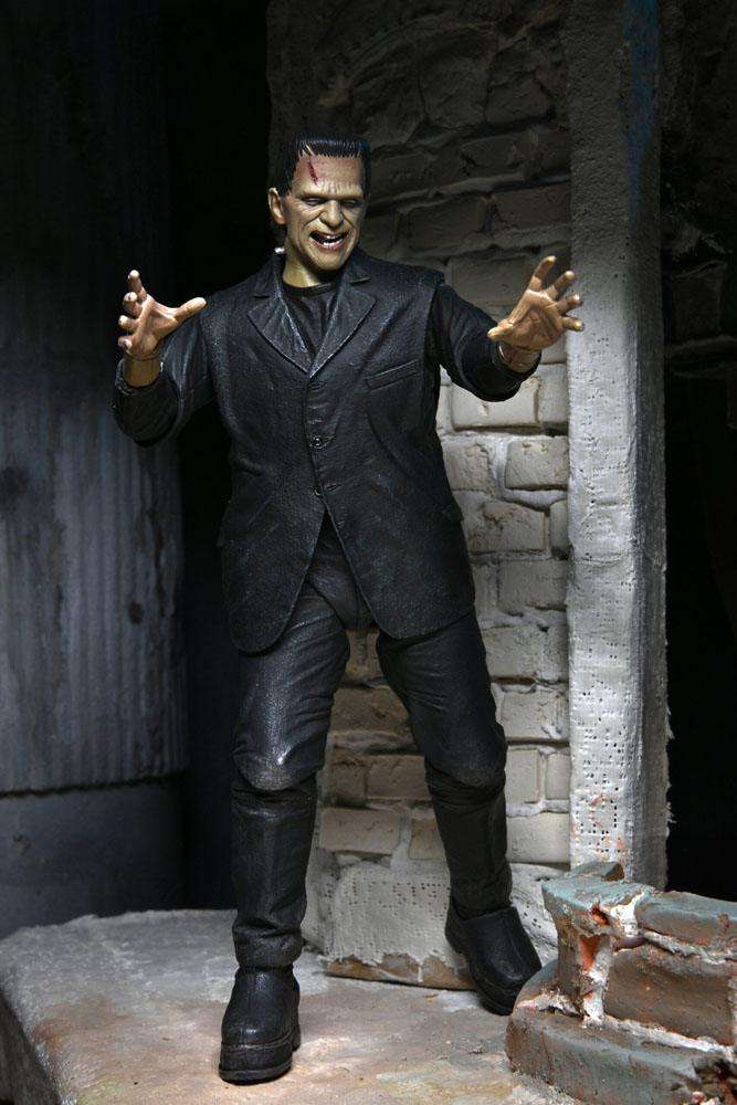 Universal Monsters Action Figure Ultimate Frankenstein's Monster (Color) 18cm by LAB7 Malta, Europe