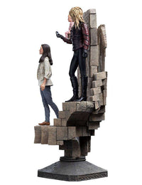 WETA Labyrinth Statue 1/6 Sarah & Jareth in the Illusionary Maze 57 cm in Malta | LAB7