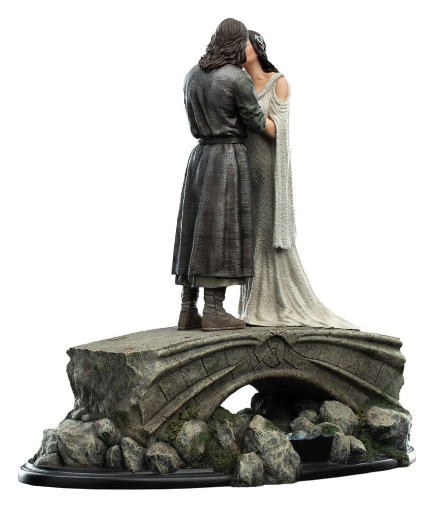 Weta Workshop The Lord of the Rings Aragorn & Arwen Mini Statue (24 cm) in Malta | LAB7