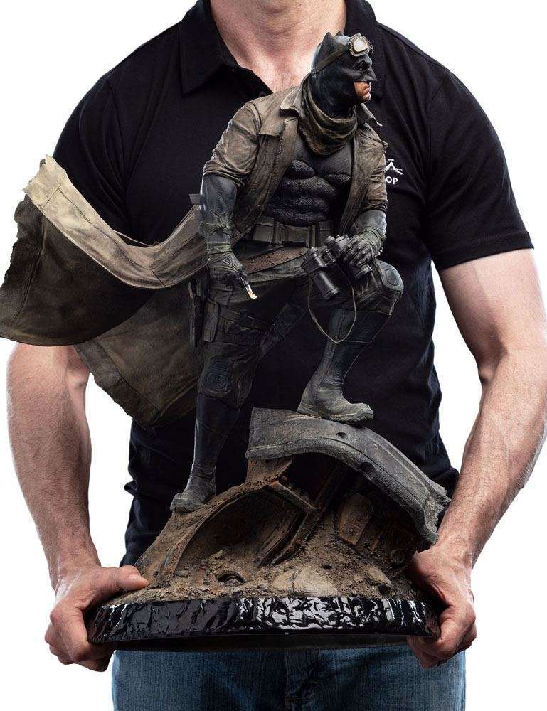 Buy WETA Zack Snyder's Justice League Statue 1/4 Batman 59 cm 7 - fast Malta shipping across Europe. Limited stock, secure checkout. Order now!