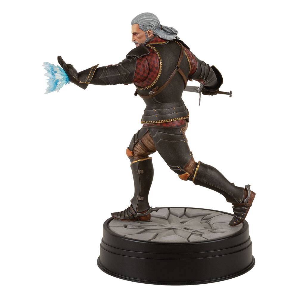 Dark Horse Comics Witcher 3 Wild Hunt PVC Statue Geralt Toussaint Tourney Armor 20 cm by LAB7 Malta