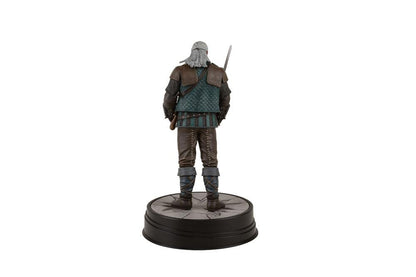 Dark Horse Comics Witcher 3 Wild Hunt PVC Statue Vesemir 21 cm by LAB7 Malta