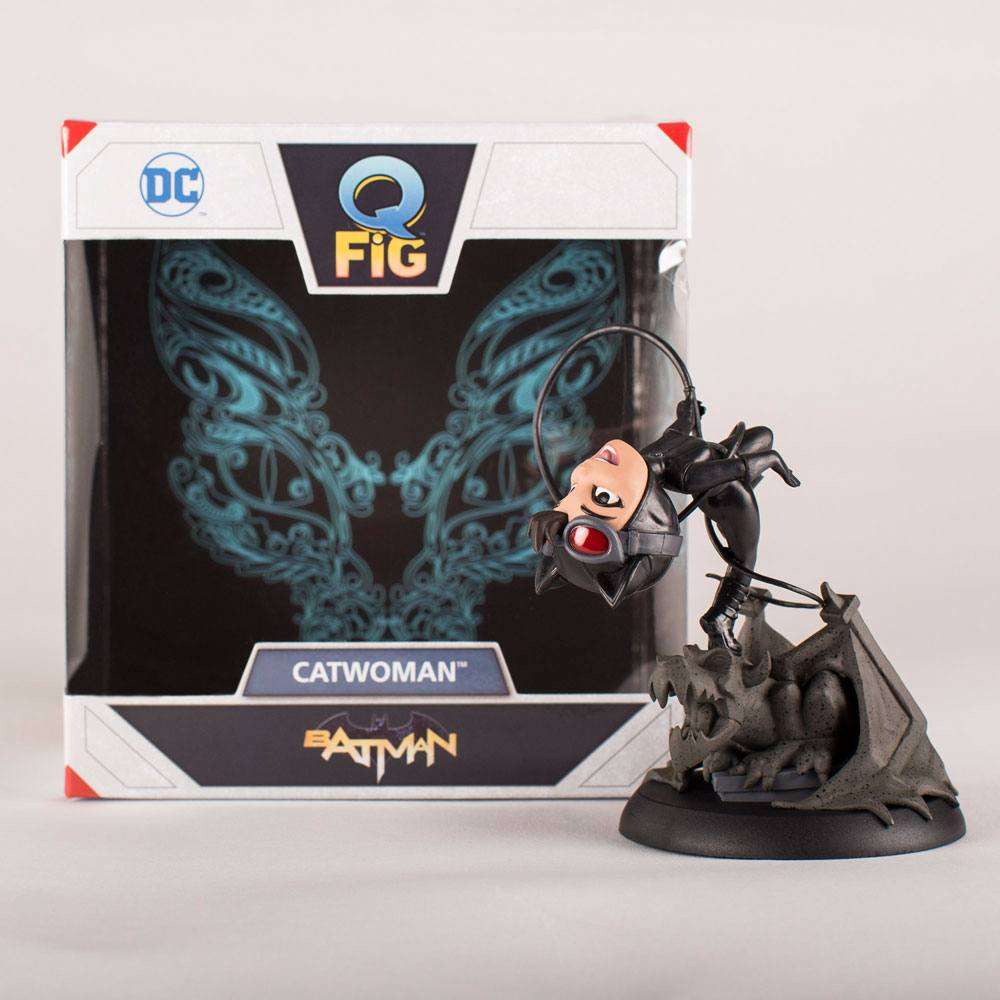 Batman - Catwoman Rebirth 4” Q-Fig Vinyl Figure by LAB7 Malta