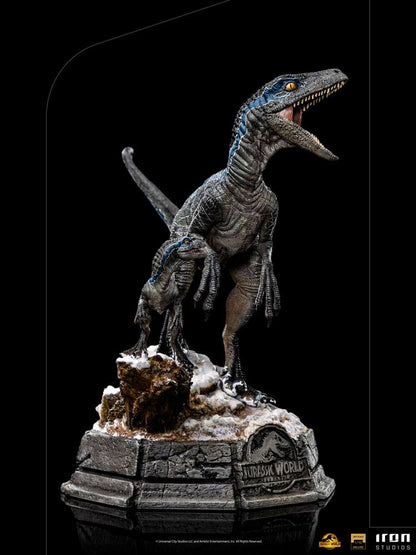 Iron Studios Jurassic World Dominion Deluxe Art Scale Statue 1/10 Blue & Beta 20cm by LAB7 Malta