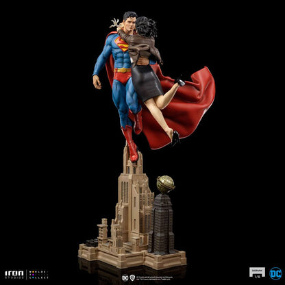 Iron Studios DC Comics Diorama 1/6 Superman & Lois 57 cm by LAB7 Malta