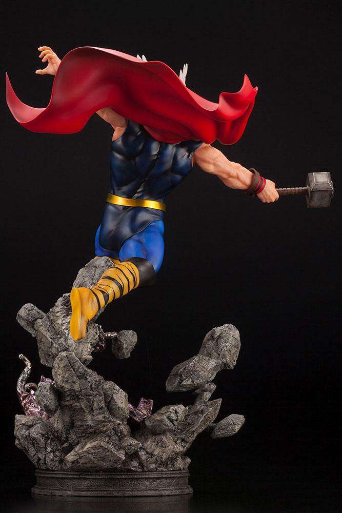 Marvel Avengers Fine Art Statue 1/6 Thor 44 cm by LAB7 Malta