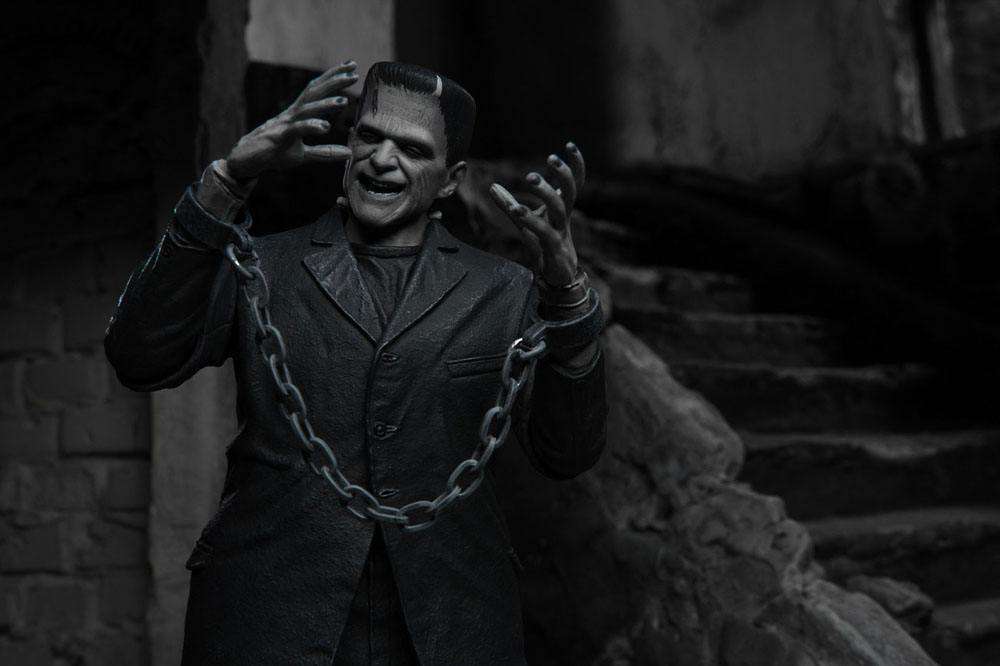 Universal Monsters Action Figure Ultimate Frankenstein's Monster (Black & White) 18 cm by LAB7 Malta