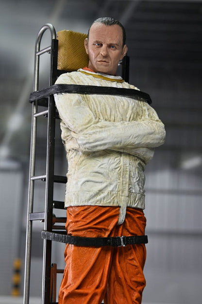 NECA Hannibal Lecter Masked Action Figure 18cm – Silence of the Lambs