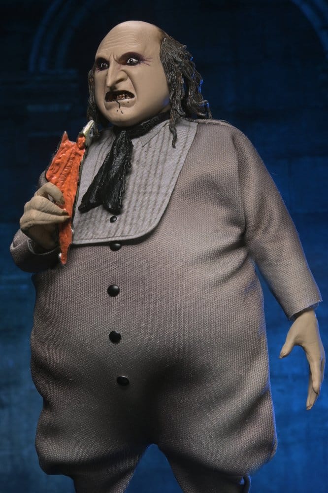 NECA Batman Returns (1992) The Penguin Clothed Action Figure (20cm)
