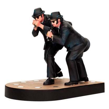 SD Toys Blues Brothers Statue Jake & Elwood On Stage 17 cm by LAB7 Malta