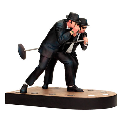 SD Toys Blues Brothers Statue Jake & Elwood On Stage 17 cm by LAB7 Malta