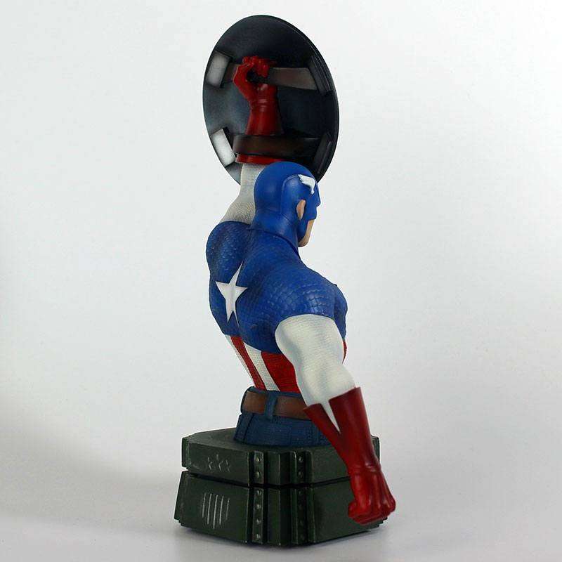 Semic Marvel Bust Captain America 26 cm by LAB7 Malta