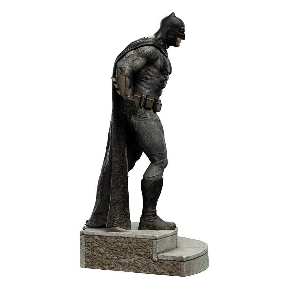 WETA Workshop Zack Snyder's Justice League Statue 1/6 Batman 37 cm by LAB7 Malta